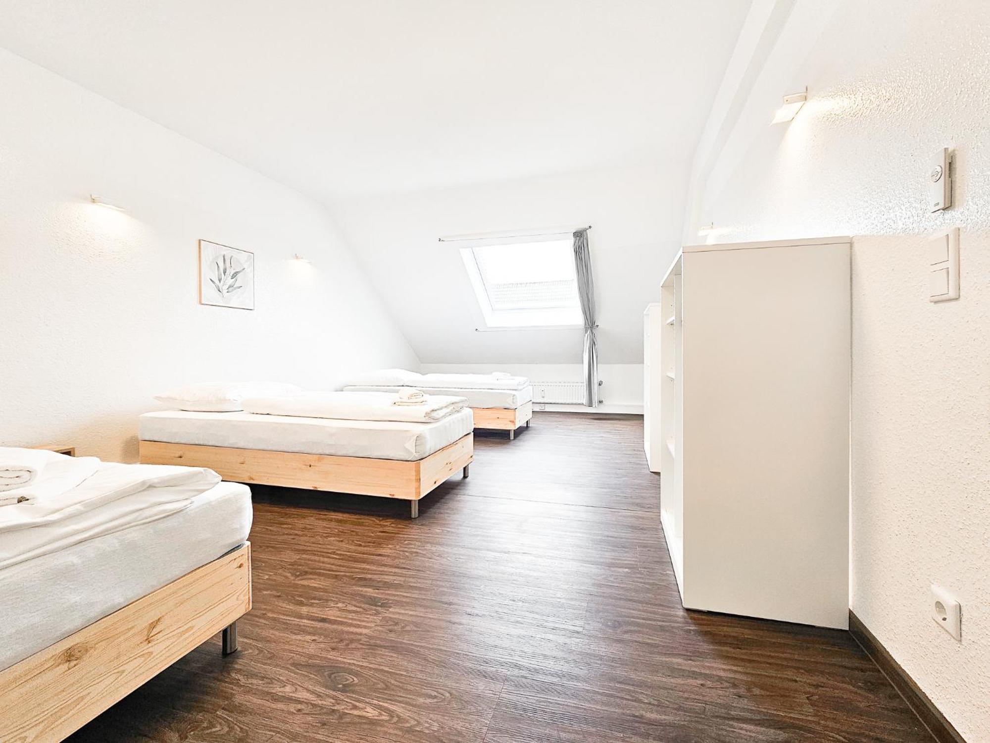 Raj Living - City Center Apartments With 5 Rooms - 10 Min Messe Dus Ντίσελντορφ Εξωτερικό φωτογραφία
