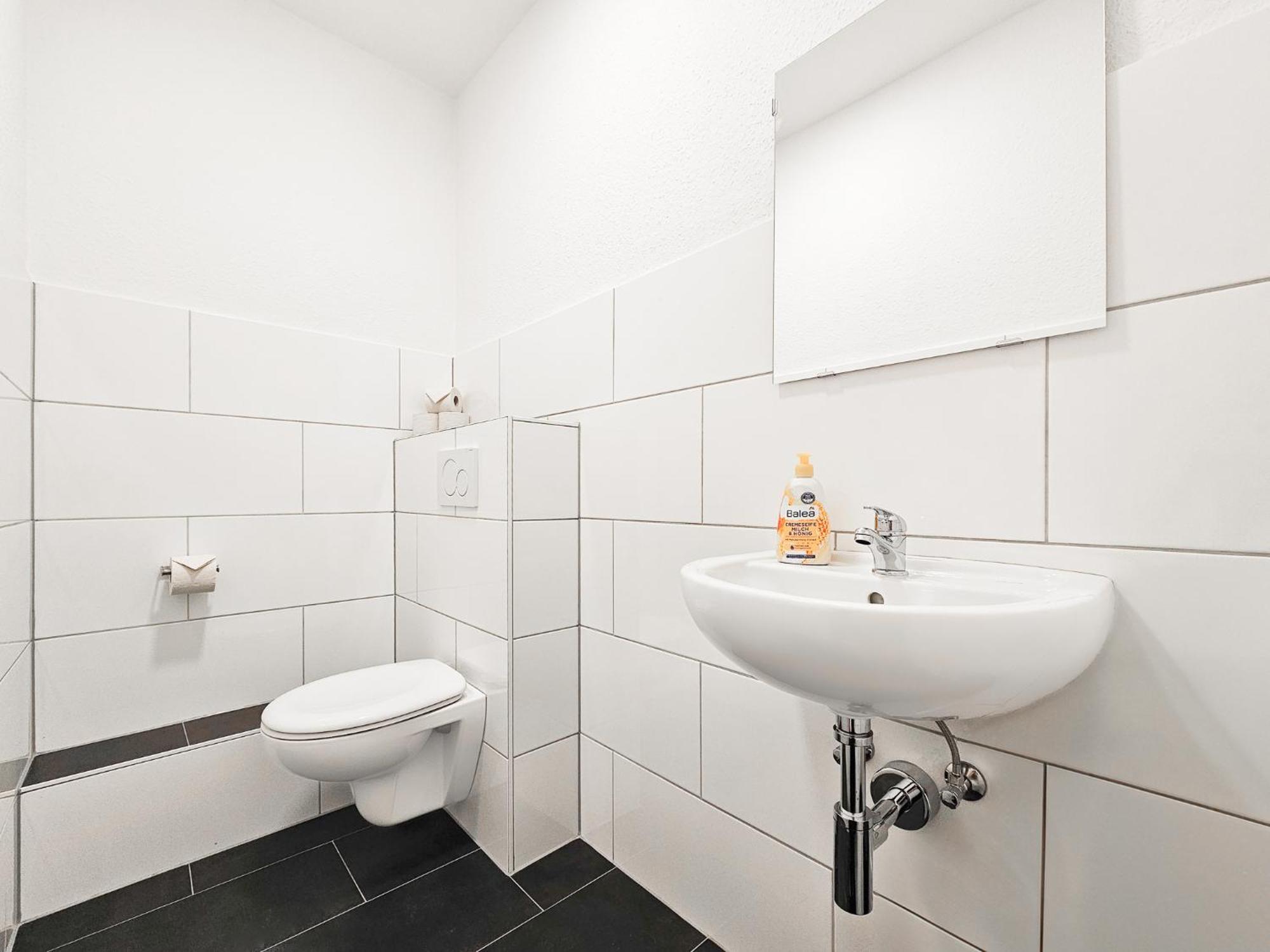 Raj Living - City Center Apartments With 5 Rooms - 10 Min Messe Dus Ντίσελντορφ Εξωτερικό φωτογραφία