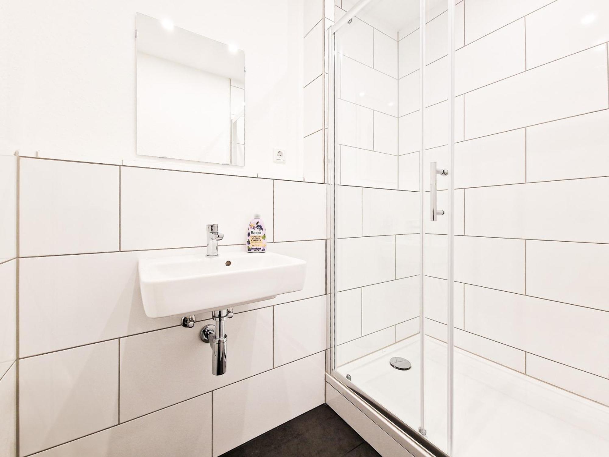 Raj Living - City Center Apartments With 5 Rooms - 10 Min Messe Dus Ντίσελντορφ Εξωτερικό φωτογραφία