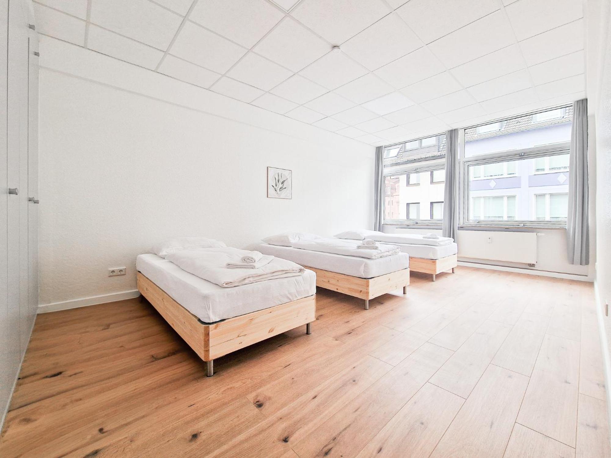 Raj Living - City Center Apartments With 5 Rooms - 10 Min Messe Dus Ντίσελντορφ Εξωτερικό φωτογραφία