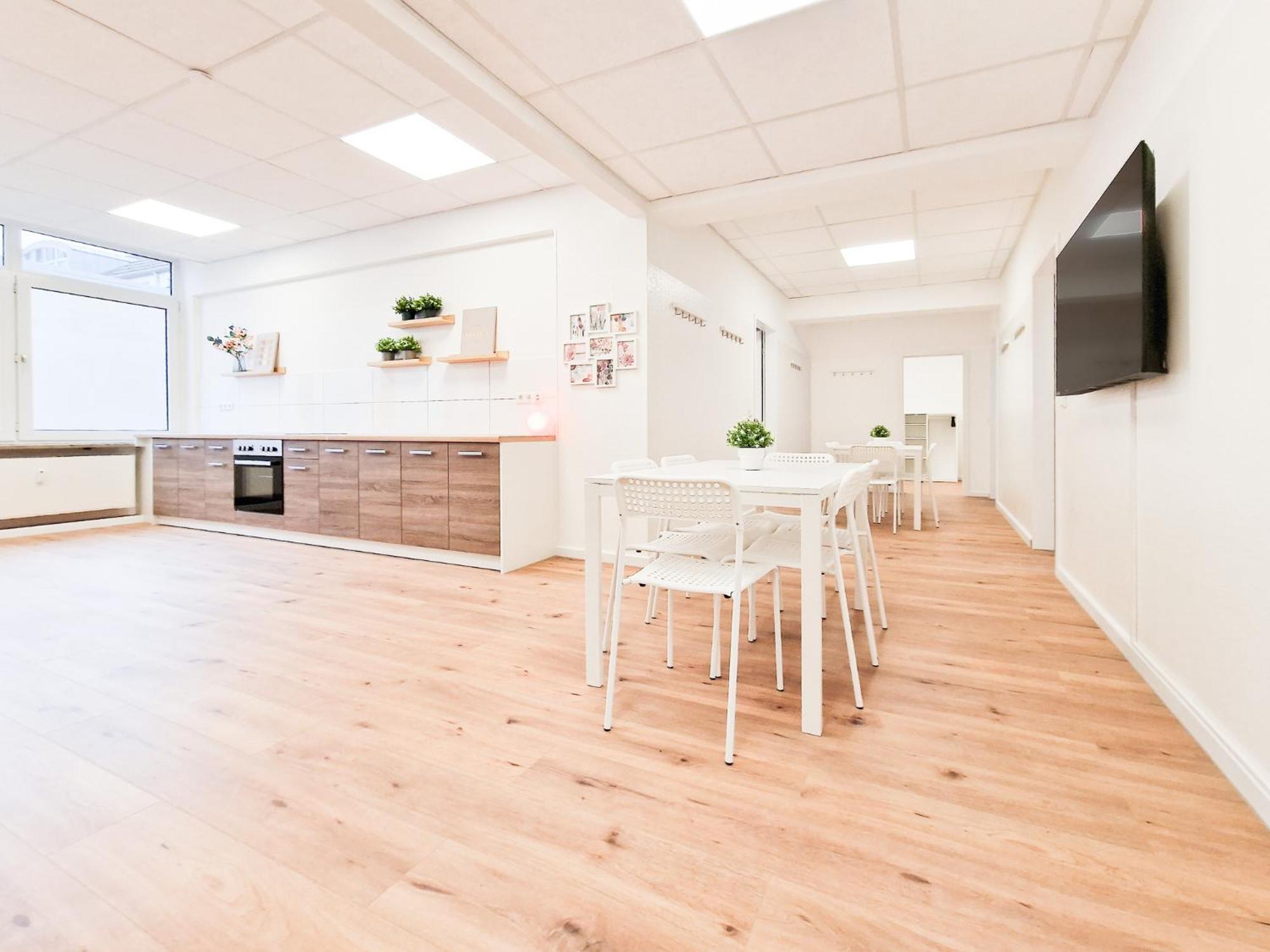 Raj Living - City Center Apartments With 5 Rooms - 10 Min Messe Dus Ντίσελντορφ Εξωτερικό φωτογραφία
